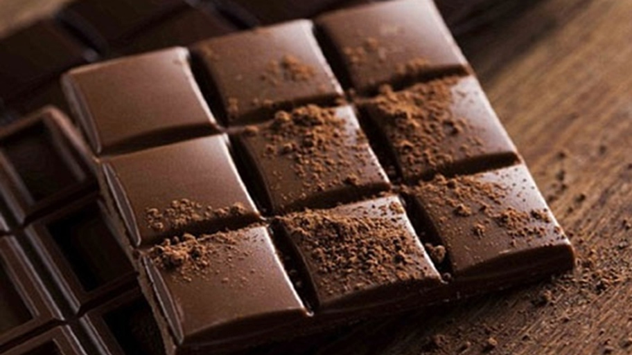カカオ含有量が 90% を超えるダークチョコレートは、真のチョコレート愛好家にとって「味覚の挑戦」です。