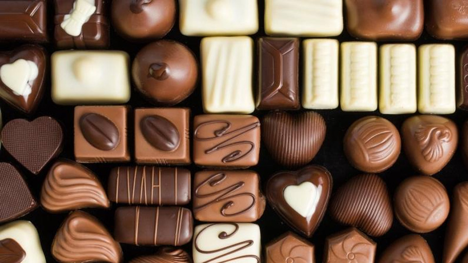 チョコレートは、世界で最も多様で創造的な料理の贈り物の 1 つです。